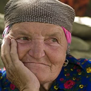 Old Pamiri woman, Badakshan region, Tajikistan, Central Asia, Asia