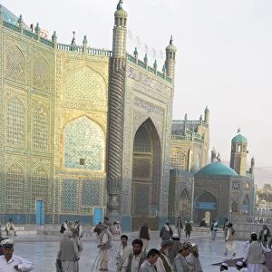 Pilgrims outside the Shrine of Hazrat Ali, who was assissinated in 661