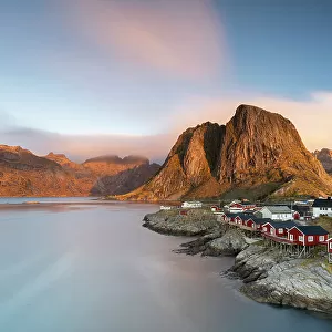 Rorbu cabins at dawn, Hamnoy, Reine, Lofoten Islands, Nordland, Norway, Scandinavia, Europe