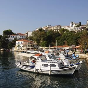 Skiathos Town, Skiathos, Sporades Islands, Greek Islands, Greece, Europe