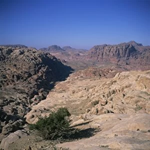 The Umm al-Biyara Massif