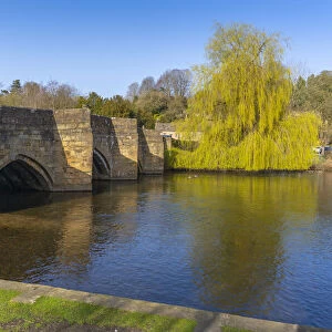 View of bridge over River Wye, Bakewell, Peak District National Park, Derbyshire, England