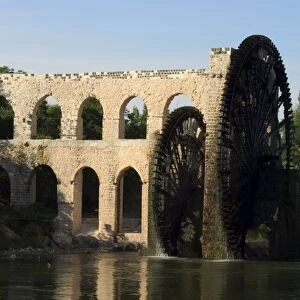 Water wheel on the Orontes River