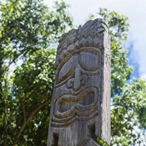 Wooden art statue on the Wailua river. Kauai, Hawaii, United States of America, Pacific