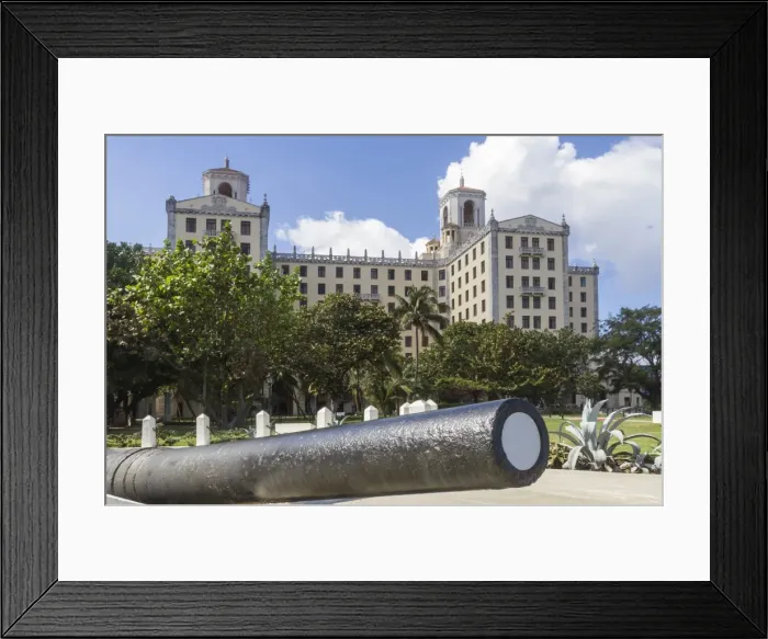 Framed Print : Hotel Nacional and cannon, Havana, Cuba, West Indies, Caribbean, Central America Framed Print : Hotel Nacional and cannon, Havana, Cuba, West Indies, Caribbean, Central America