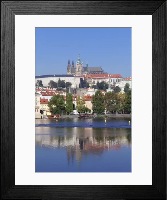 Framed Print : View over the River Vltava to the Castle District with St. Vitus Cathedral and Royal Palace, UNESCO World Heritage Site, Prague, Bohemia, Czech Republic, Europe Framed Print : View over the River Vltava to the Castle District with St. Vitus Cathedral and Royal Palace, UNESCO World Heritage Site, Prague, Bohemia, Czech Republic, Europe
