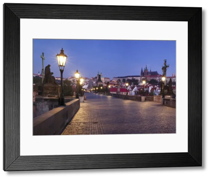 Framed Print : Illuminated Charles Bridge and Castle District with Hradcany, St. Vitus Cathedral and Royal Palace, UNESCO World Heritage Site, Prague, Bohemia, Czech Republic, Europe Framed Print : Illuminated Charles Bridge and Castle District with Hradcany, St. Vitus Cathedral and Royal Palace, UNESCO World Heritage Site, Prague, Bohemia, Czech Republic, Europe