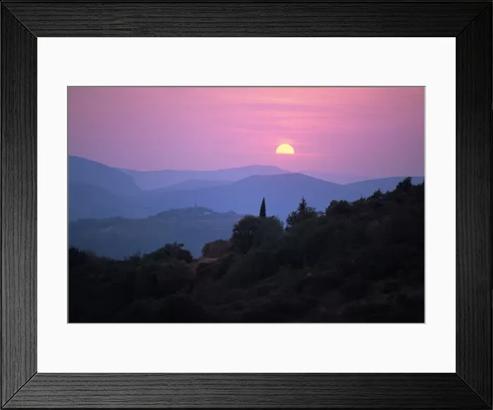 Framed Print : View of Tuscan hill top town with setting sun, Tuscany, Italy, Europe Framed Print : View of Tuscan hill top town with setting sun, Tuscany, Italy, Europe