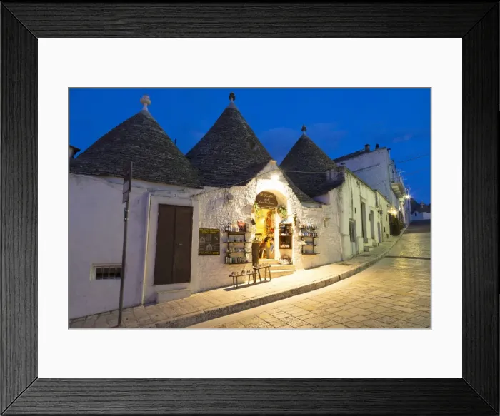 Framed Print : Street of of traditional trullos (trulli) in Alberobello, UNESCO World Heritage Site, Puglia, Italy, Europe Framed Print : Street of of traditional trullos (trulli) in Alberobello, UNESCO World Heritage Site, Puglia, Italy, Europe