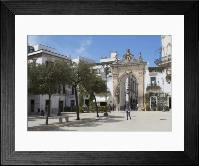 Framed Print : Porta Santo Stefano in Martina Franca, Puglia, Italy, Europe Framed Print : Porta Santo Stefano in Martina Franca, Puglia, Italy, Europe