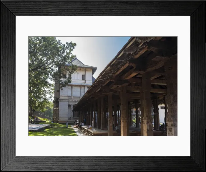 Framed Print : The stone columns of the open air Audience Hall, Temple of the Sacred Tooth Relic, UNESCO World Heritage Site, Kandy, Sri Lanka, Asia Framed Print : The stone columns of the open air Audience Hall, Temple of the Sacred Tooth Relic, UNESCO World Heritage Site, Kandy, Sri Lanka, Asia