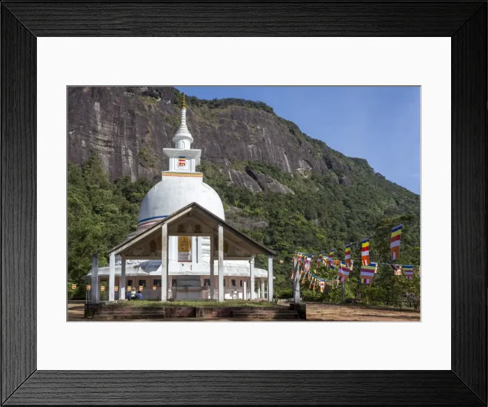 Framed Print : A Buddhist temple on the route to the summit of Adams Peak (Sri Pada), Sri Lanka, Asia