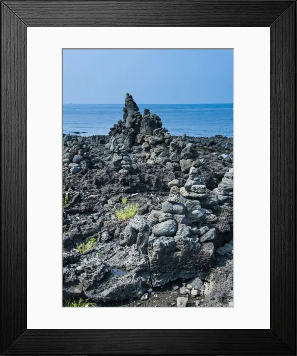 Framed Print : Stone walls made by tourists on the island of Jejudo, UNESCO World Heritage Site, South Korea, Asia Framed Print : Stone walls made by tourists on the island of Jejudo, UNESCO World Heritage Site, South Korea, Asia