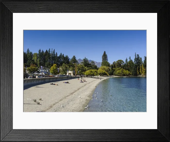 Framed Print : Gravel beach in Queenstown, Otago, South Island, New Zealand, Pacific Framed Print : Gravel beach in Queenstown, Otago, South Island, New Zealand, Pacific