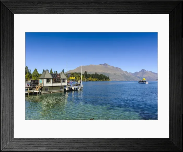 Framed Print : The shores of Lake Wakatipu, Queenstown, Otago, South Island, New Zealand, Pacific Framed Print : The shores of Lake Wakatipu, Queenstown, Otago, South Island, New Zealand, Pacific