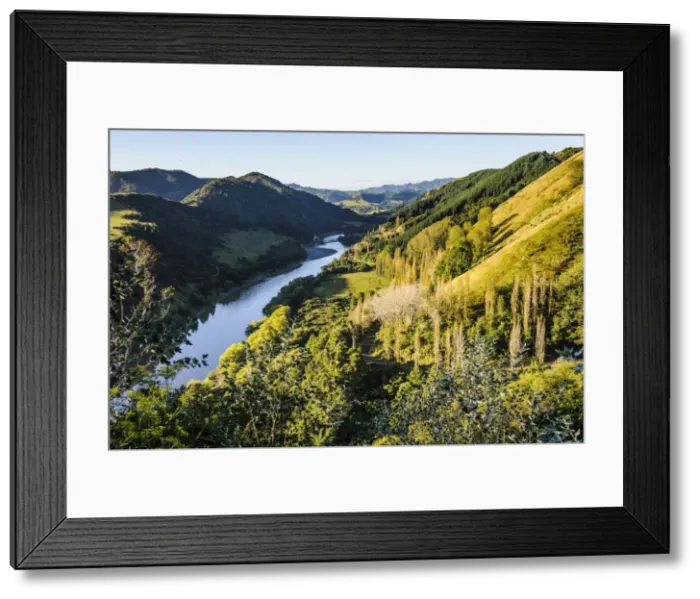 Framed Print : View over the Whanganui River in the lush green countryside, Whanganui River road, North Island, New Zealand, Pacific Framed Print : View over the Whanganui River in the lush green countryside, Whanganui River road, North Island, New Zealand, Pacific
