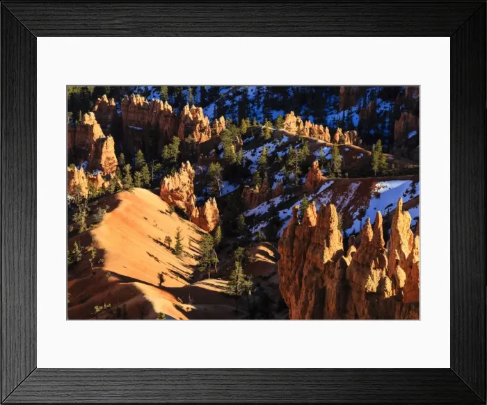 Framed Print : Hoodoos and pine trees with snow lit by late afternoon sun in winter, near Sunrise Point, Bryce Canyon National Park, Utah, United States of America, North America Framed Print : Hoodoos and pine trees with snow lit by late afternoon sun in winter, near Sunrise Point, Bryce Canyon National Park, Utah, United States of America, North America