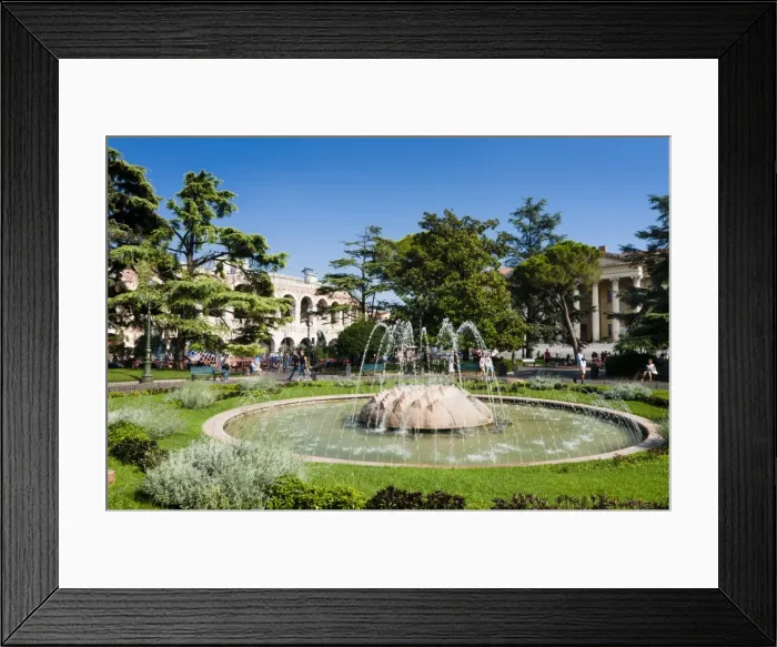Framed Print : Public garden, Piazza Bra, Verona, UNESCO World Heritage Site, Veneto, Italy, Europe Framed Print : Public garden, Piazza Bra, Verona, UNESCO World Heritage Site, Veneto, Italy, Europe
