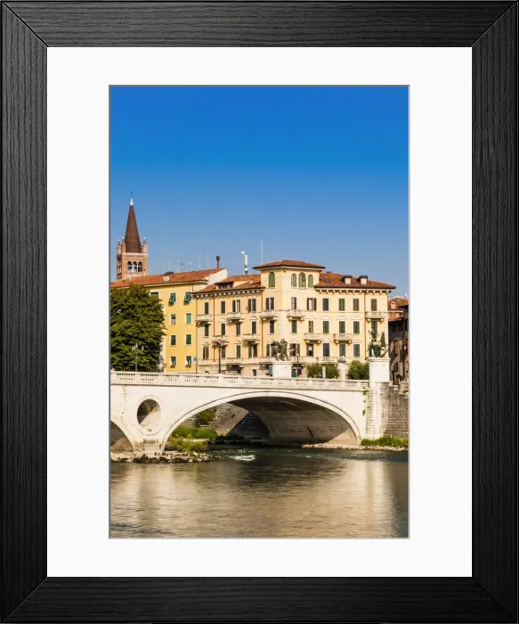 Framed Print : Ponte Vittoria, River Adige, Verona, UNESCO World Heritage Site, Veneto, Italy, Europe Framed Print : Ponte Vittoria, River Adige, Verona, UNESCO World Heritage Site, Veneto, Italy, Europe