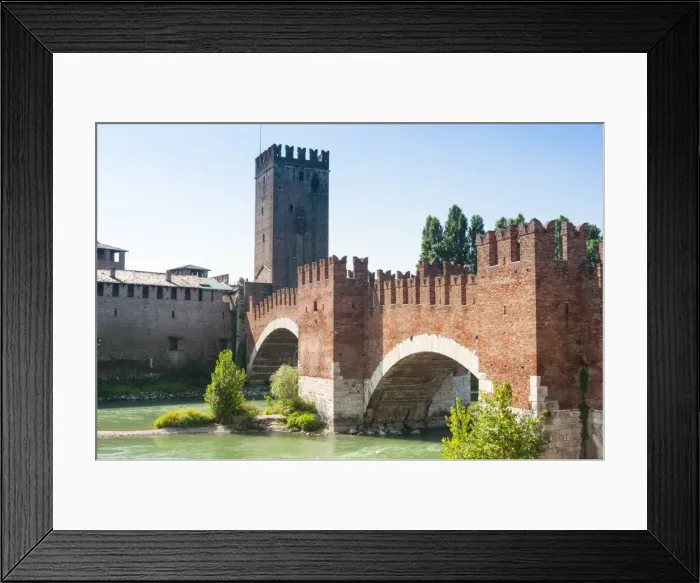 Framed Print : Ponte Scaligero, bridge outside Castelvecchio fortress, River Adige, Verona, UNESCO World Heritage Site, Veneto, Italy, Europe Framed Print : Ponte Scaligero, bridge outside Castelvecchio fortress, River Adige, Verona, UNESCO World Heritage Site, Veneto, Italy, Europe