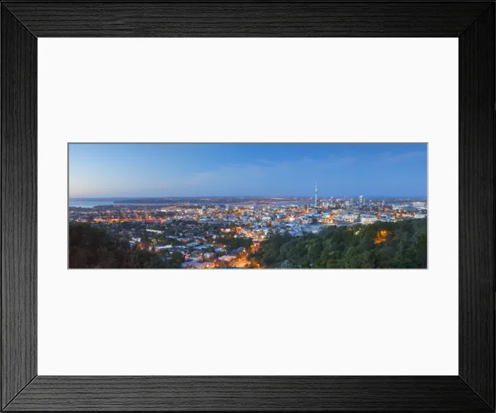 Framed Print : View of Auckland from Mount Eden at dusk, Auckland, North Island, New Zealand, Pacific Framed Print : View of Auckland from Mount Eden at dusk, Auckland, North Island, New Zealand, Pacific
