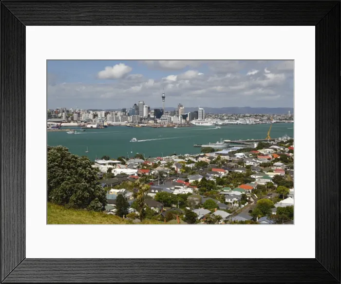 Framed Print : View to Auckland from Mount Victoria in Devonport, Auckland, North Island, New Zealand, Pacific Framed Print : View to Auckland from Mount Victoria in Devonport, Auckland, North Island, New Zealand, Pacific