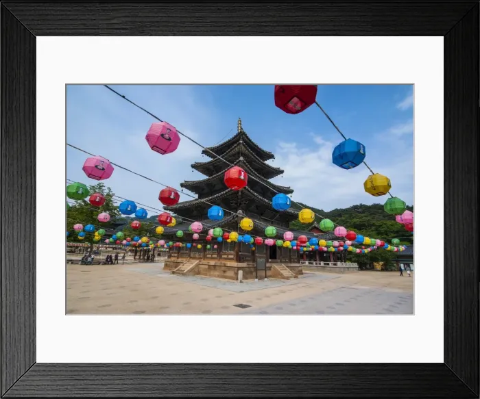 Framed Print : Colourful lanterns in the Beopjusa Temple Complex, South Korea, Asia Framed Print : Colourful lanterns in the Beopjusa Temple Complex, South Korea, Asia
