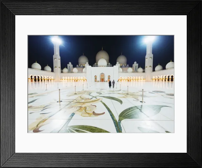 Framed Print : Sheikh Zayed Grand Mosque at night, Abu Dhabi, United Arab Emirates, Middle East Framed Print : Sheikh Zayed Grand Mosque at night, Abu Dhabi, United Arab Emirates, Middle East