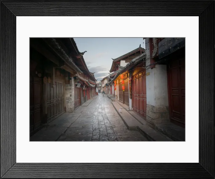 Framed Print : Shortly after sunrise, Lijiang Old Town, UNESCO World Heritage Site, Lijiang, Yunnan, China, Asia Framed Print : Shortly after sunrise, Lijiang Old Town, UNESCO World Heritage Site, Lijiang, Yunnan, China, Asia