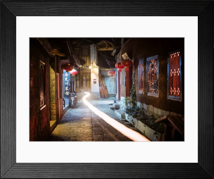 Framed Print : Light trail in an alley at night in Lijiang Old Town, UNESCO World Heritage Site, Lijiang, Yunnan, China, Asia Framed Print : Light trail in an alley at night in Lijiang Old Town, UNESCO World Heritage Site, Lijiang, Yunnan, China, Asia