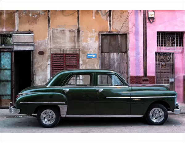 Vintage American car parked on a street in Havana Centro, Havana, Cuba, West Indies, Caribbean, Central America