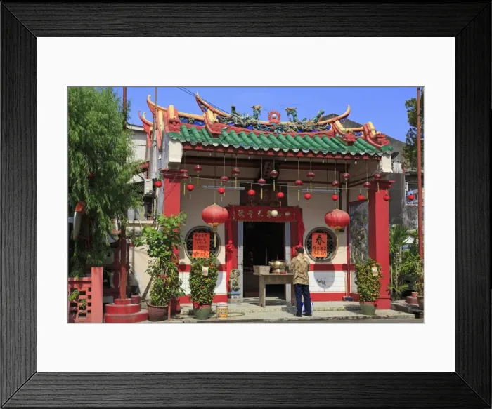 Framed Print : Temple in Chinatown, Melaka (Malacca), Malaysia, Southeast Asia, Asia Framed Print : Temple in Chinatown, Melaka (Malacca), Malaysia, Southeast Asia, Asia