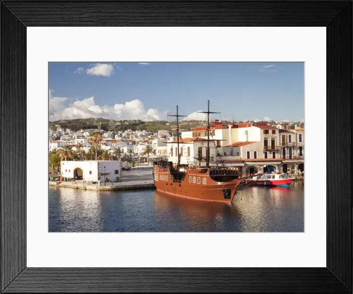Framed Print : Old Venetian harbour, Rethymno (Rethymnon), Crete, Greek Islands, Greece, Europe Framed Print : Old Venetian harbour, Rethymno (Rethymnon), Crete, Greek Islands, Greece, Europe