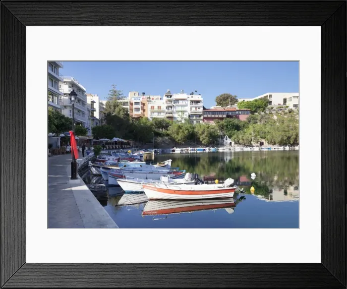 Framed Print : Voulismeni Lake, Agios Nikolaos, Lasithi, Crete, Greek Islands, Greece, Europe Framed Print : Voulismeni Lake, Agios Nikolaos, Lasithi, Crete, Greek Islands, Greece, Europe