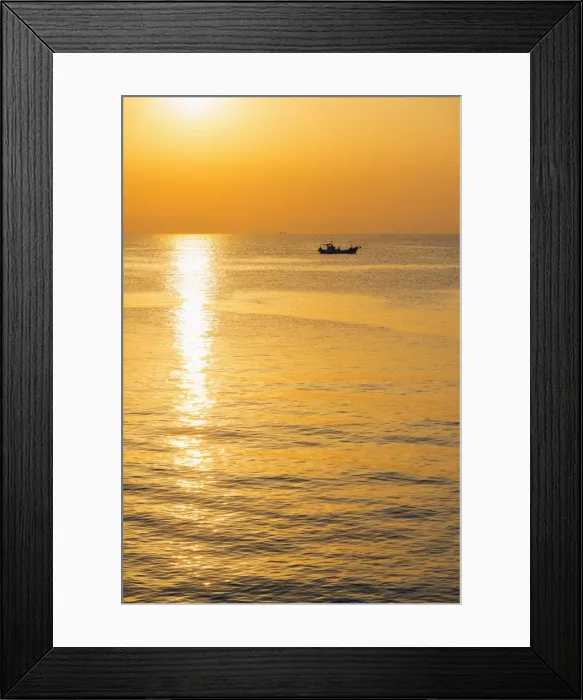 Framed Print : Sunrise in Kagoshima Bay, Kagoshima, Kyushu, Japan, Asia Framed Print : Sunrise in Kagoshima Bay, Kagoshima, Kyushu, Japan, Asia
