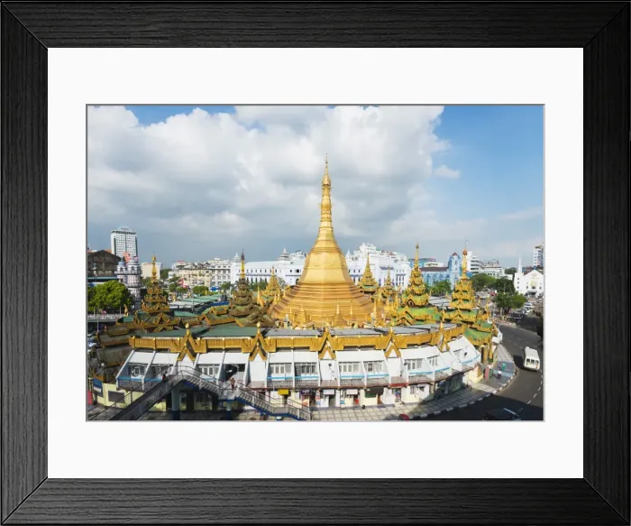 Framed Print : Sule Paya (Sule Pagoda), Yangon (Rangoon), Myanmar (Burma), Asia Framed Print : Sule Paya (Sule Pagoda), Yangon (Rangoon), Myanmar (Burma), Asia