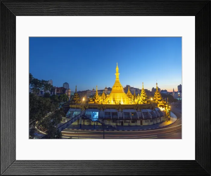Framed Print : Sule Paya (Sule Pagoda), Yangon (Rangoon), Myanmar (Burma), Asia Framed Print : Sule Paya (Sule Pagoda), Yangon (Rangoon), Myanmar (Burma), Asia