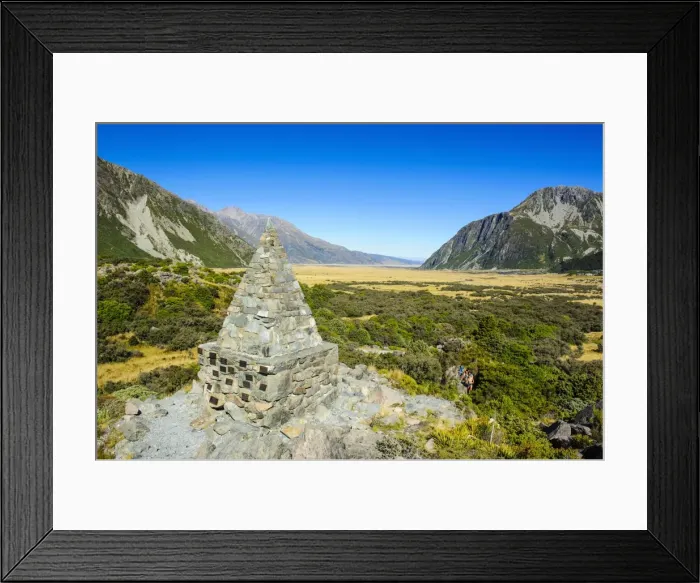 Framed Print : Memorial pyramid in the Mount Cook National Park, UNESCO World Heritage Site, South Island, New Zealand, Pacific Framed Print : Memorial pyramid in the Mount Cook National Park, UNESCO World Heritage Site, South Island, New Zealand, Pacific