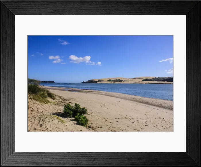 Framed Print : Lonely beach in the Arai-Te-Uru Recreation Reserve south end of Hokianga harbour, Westcoast Northland, North Island, New Zealand Framed Print : Lonely beach in the Arai-Te-Uru Recreation Reserve south end of Hokianga harbour, Westcoast Northland, North Island, New Zealand