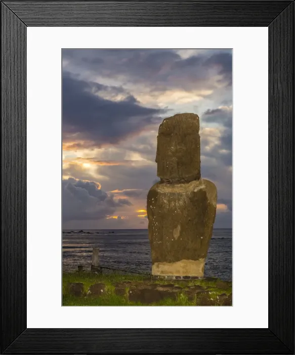 Framed Print : A single moai at Fishermans Harbor in the town of Hanga Roa, Rapa Nui National Park, UNESCO World Heritage Site, Easter Island (Isla de Pascua), Chile, South America Framed Print : A single moai at Fishermans Harbor in the town of Hanga Roa, Rapa Nui National Park, UNESCO World Heritage Site, Easter Island (Isla de Pascua), Chile, South America