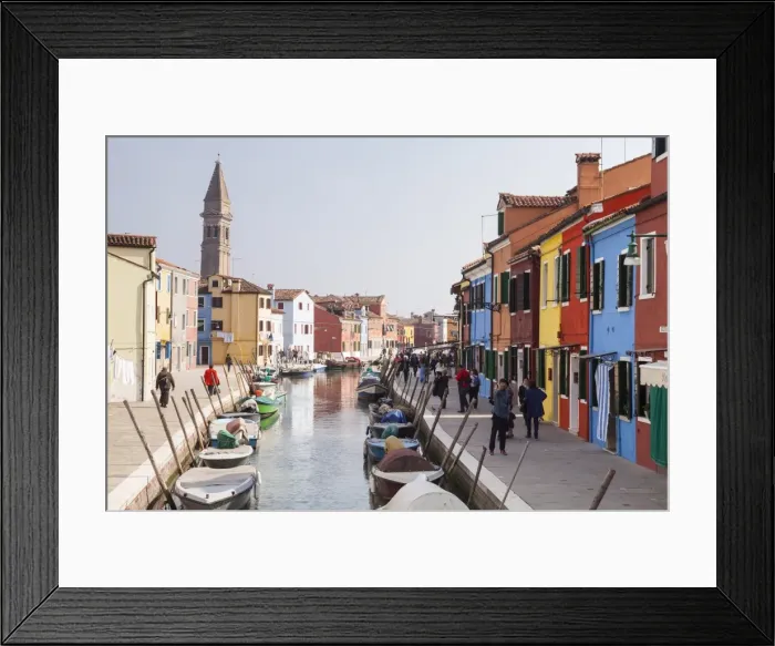 Framed Print : Colored houses on the island of Burano, Venice, Veneto, Italy, Europe Framed Print : Colored houses on the island of Burano, Venice, Veneto, Italy, Europe