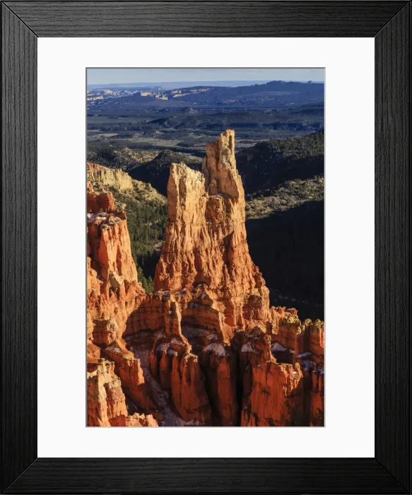 Framed Print : Hoodoos lit by late afternoon sun with distant view in winter, Paria View, Bryce Canyon National Park, Utah, United States of America, North America Framed Print : Hoodoos lit by late afternoon sun with distant view in winter, Paria View, Bryce Canyon National Park, Utah, United States of America, North America