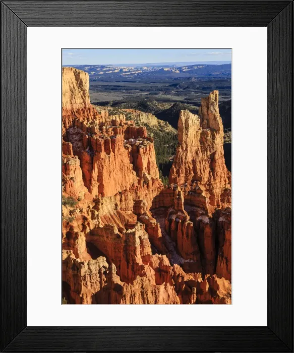 Framed Print : Hoodoos lit by late afternoon sun with distant view in winter, Paria View, Bryce Canyon National Park, Utah, United States of America, North America Framed Print : Hoodoos lit by late afternoon sun with distant view in winter, Paria View, Bryce Canyon National Park, Utah, United States of America, North America