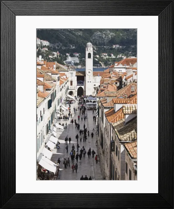 Framed Print : View down Stradun, UNESCO World Heritage Site, Dubrovnik, Croatia, Europe Framed Print : View down Stradun, UNESCO World Heritage Site, Dubrovnik, Croatia, Europe