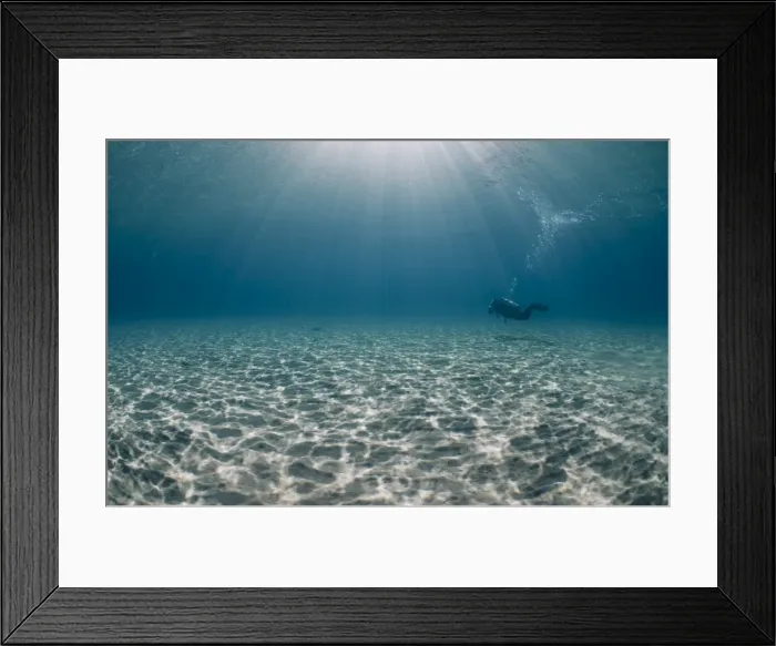Framed Print : Solitary scuba diver in shallow sandy bay, with sun beams, Naama Bay, Sharm El Sheikh, Red Sea, Egypt, North Africa, Africa Framed Print : Solitary scuba diver in shallow sandy bay, with sun beams, Naama Bay, Sharm El Sheikh, Red Sea, Egypt, North Africa, Africa