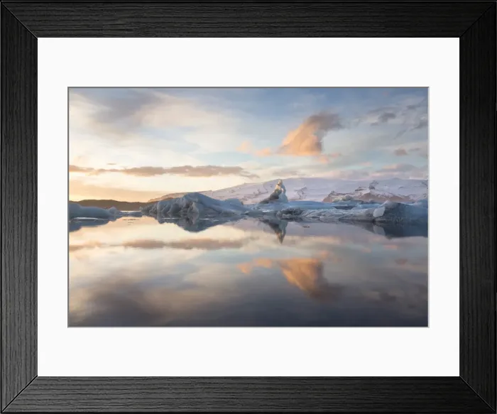 Framed Print : Winter sunset over Jokulsarlon, a glacial lagoon at the head of the Breidamerkurjokull Glacier on the edge of the Vatnajokull National Park, South Iceland, Iceland, Polar Regions Framed Print : Winter sunset over Jokulsarlon, a glacial lagoon at the head of the Breidamerkurjokull Glacier on the edge of the Vatnajokull National Park, South Iceland, Iceland, Polar Regions