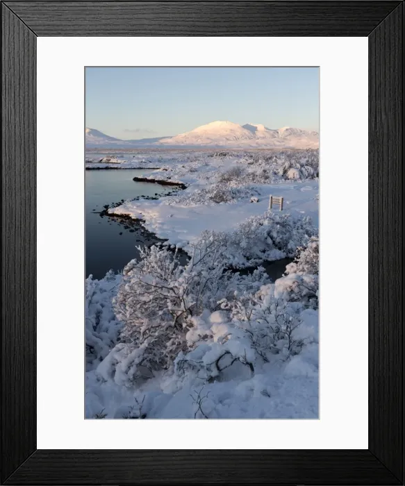 Framed Print : View towards Pingvallavatn Lake on a clear winters afternoon with the shore and distant mountains covered in snow, Pingvellir National Park, UNESCO World Heritage Site, Southwest Iceland, Iceland, Polar Regions Framed Print : View towards Pingvallavatn Lake on a clear winters afternoon with the shore and distant mountains covered in snow, Pingvellir National Park, UNESCO World Heritage Site, Southwest Iceland, Iceland, Polar Regions