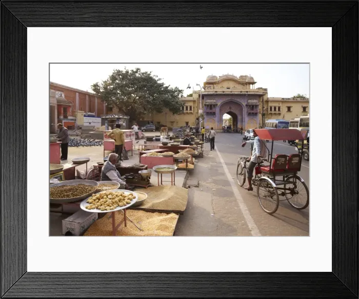 Framed Print : Sellers of pigeon food outside gates of City Palace, Jaipur, Rajasthan, India, Asia Framed Print : Sellers of pigeon food outside gates of City Palace, Jaipur, Rajasthan, India, Asia