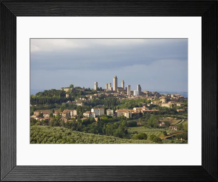Framed Print : Skyline of medieval towers, San Gimignano, UNESCO World Heritage Site, Siena, Tuscany, Italy, Europe