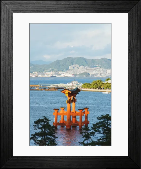 Framed Print : Torii gate of Itsukushima jinja Shinto Shrine, UNESCO World Heritage Site, Miyajima Island, Hiroshima Prefecture, Honshu, Japan, Asia Framed Print : Torii gate of Itsukushima jinja Shinto Shrine, UNESCO World Heritage Site, Miyajima Island, Hiroshima Prefecture, Honshu, Japan, Asia